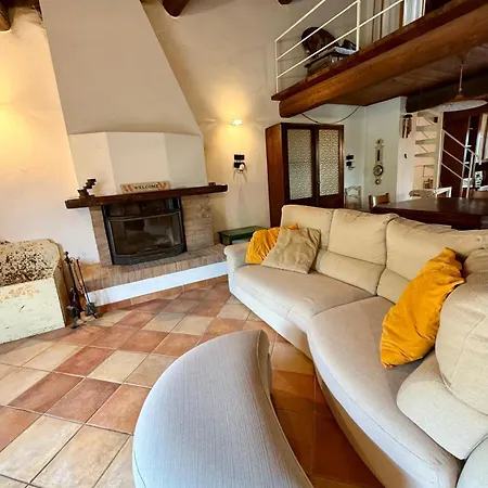 Podere Baloo Country 度假居 *